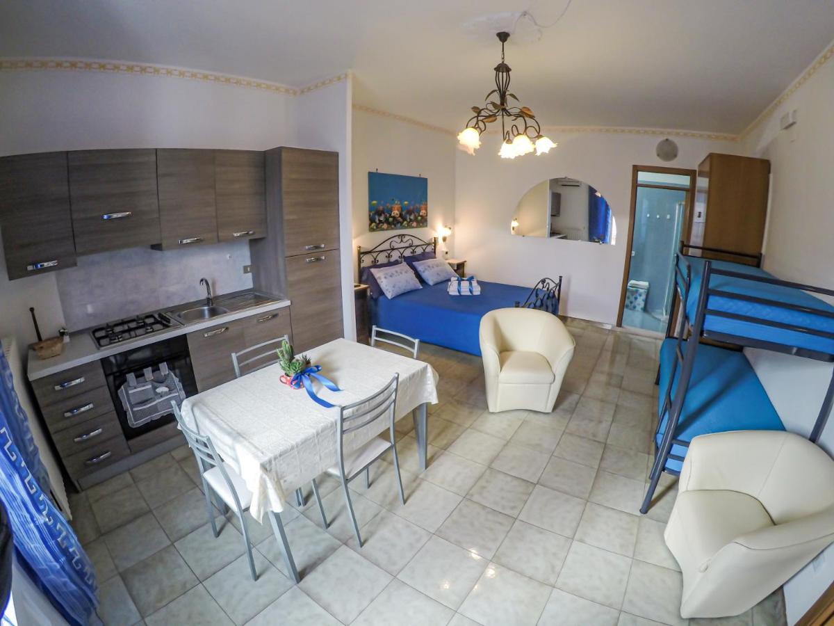 פורטו צ'זראו B&B La Strea מראה חיצוני תמונה